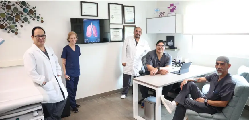 Equipo médico de trasplante pulmonar de CETRA